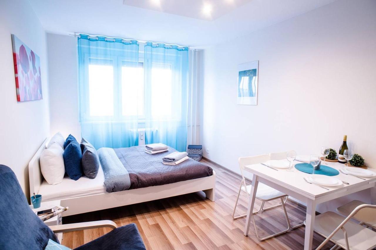 Peaceful, Cozy And New Apartment With Balcony Budapest Bagian luar foto