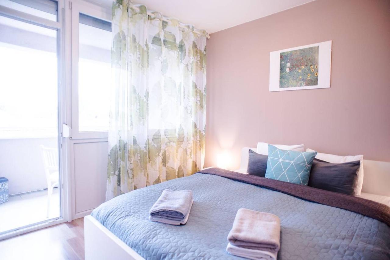 Peaceful, Cozy And New Apartment With Balcony Budapest Bagian luar foto