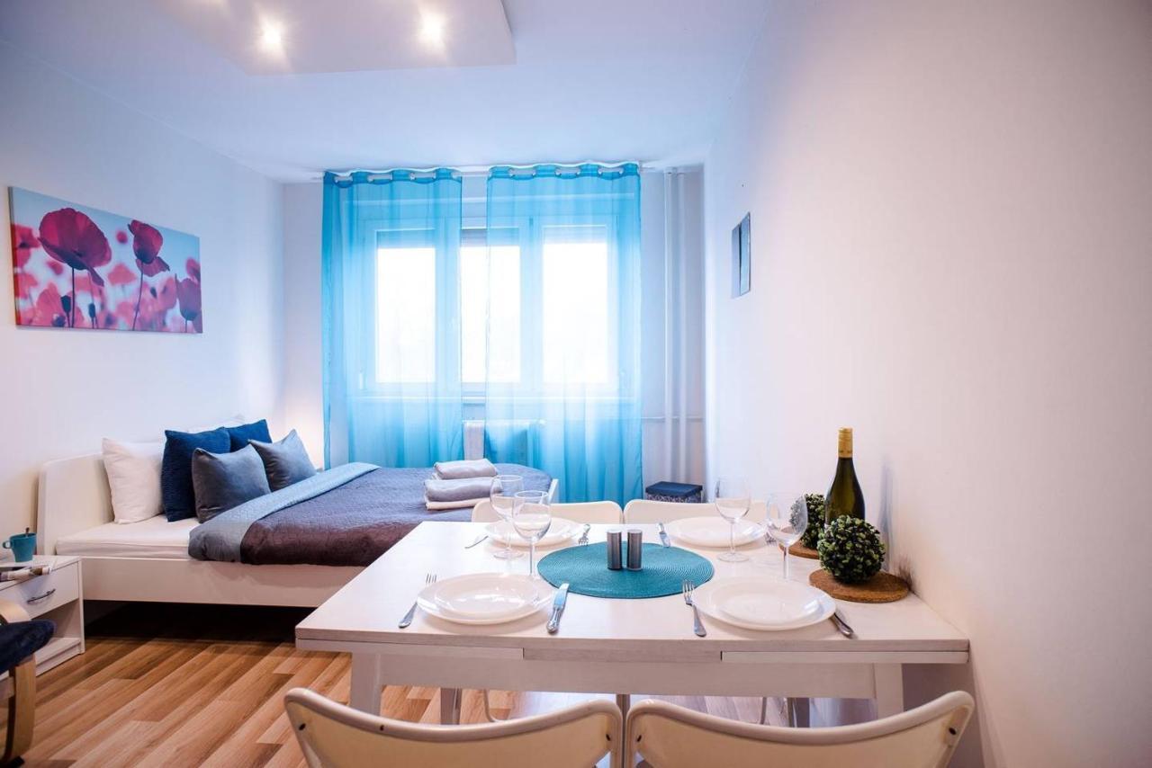 Peaceful, Cozy And New Apartment With Balcony Budapest Bagian luar foto