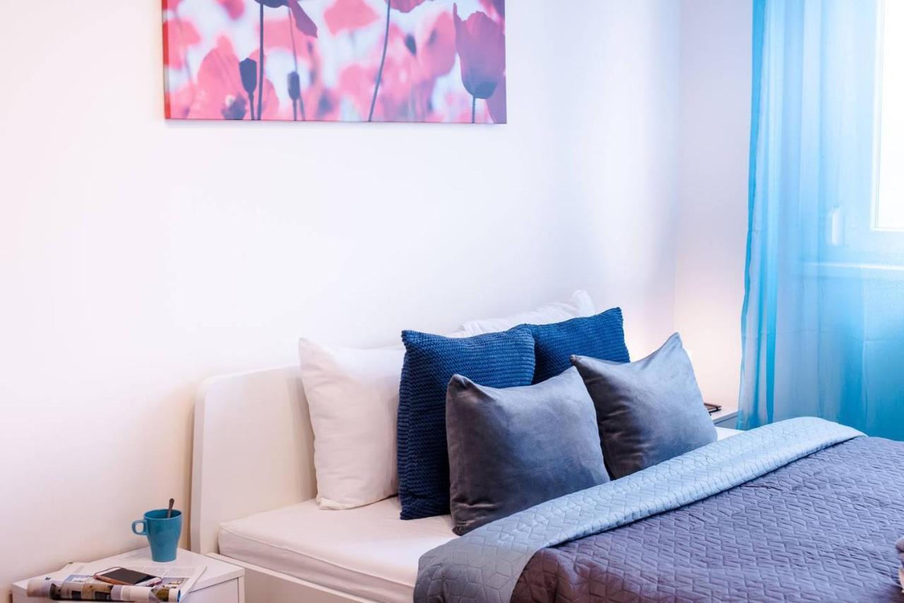 Peaceful, Cozy And New Apartment With Balcony Budapest Bagian luar foto